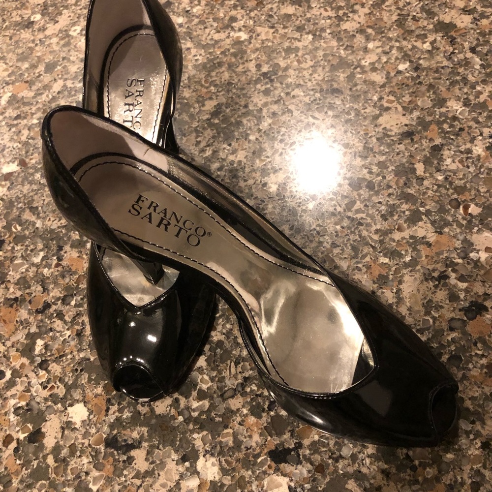Franco Sarto Black Patent Open Toe Heels in New Condition Size 7 1/2 Cla…